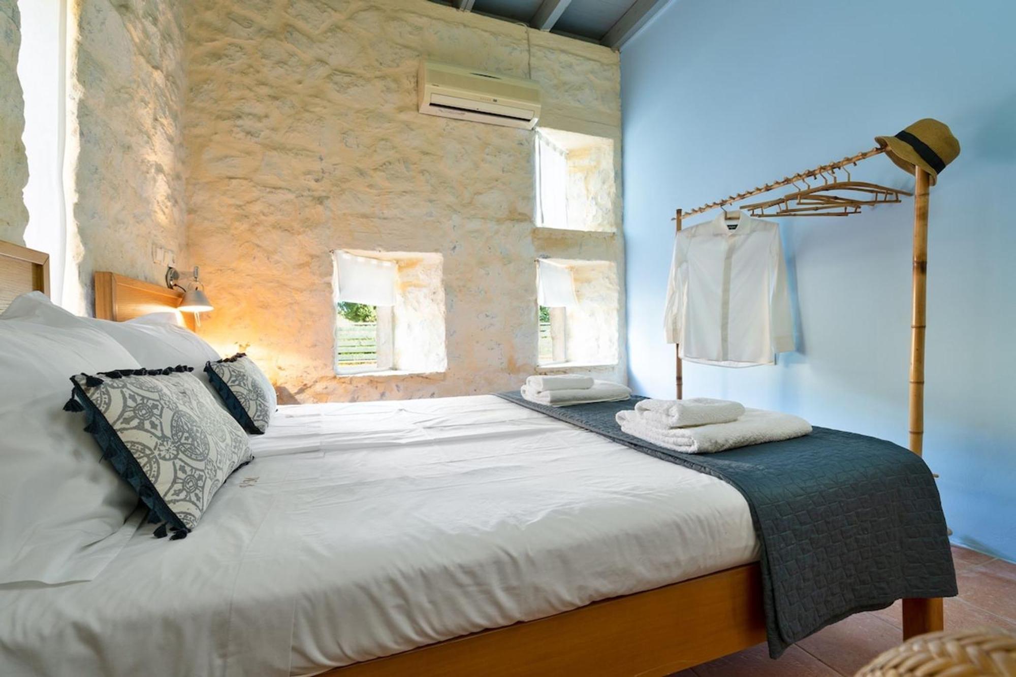 Villa Mediterranea, With Heated Pool Livadia  Экстерьер фото