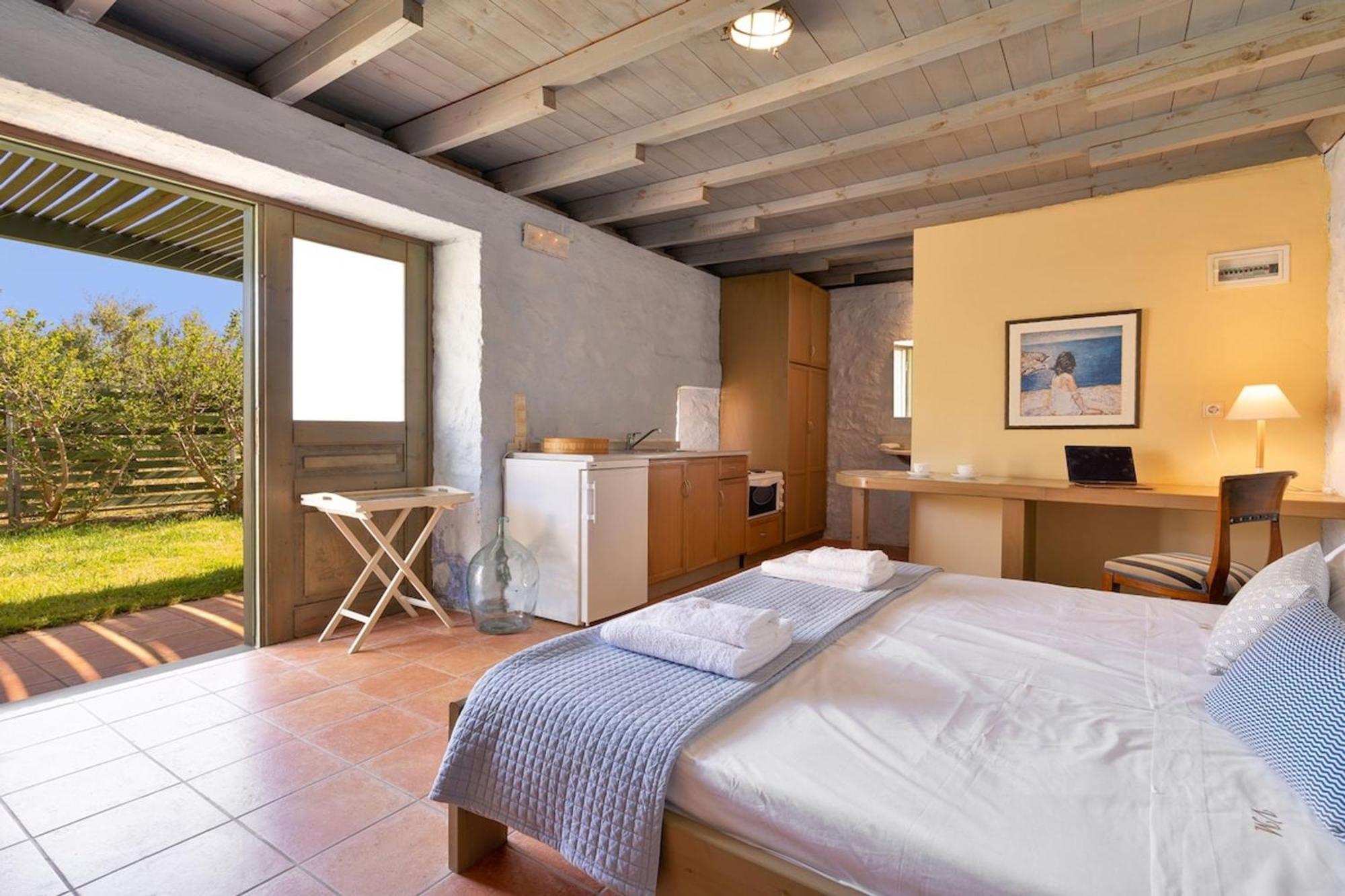 Villa Mediterranea, With Heated Pool Livadia  Экстерьер фото